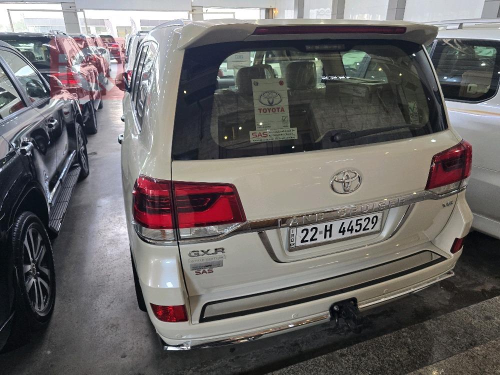 تويوتا لاندكروزر